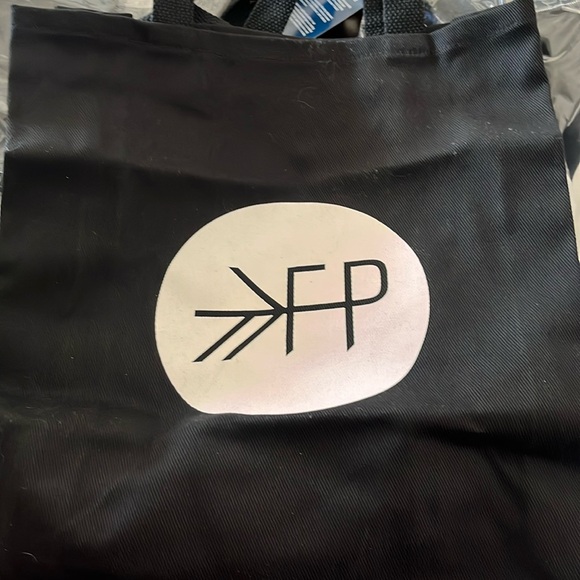 NWT Freshly Picked canvas tote - Picture 1 of 1